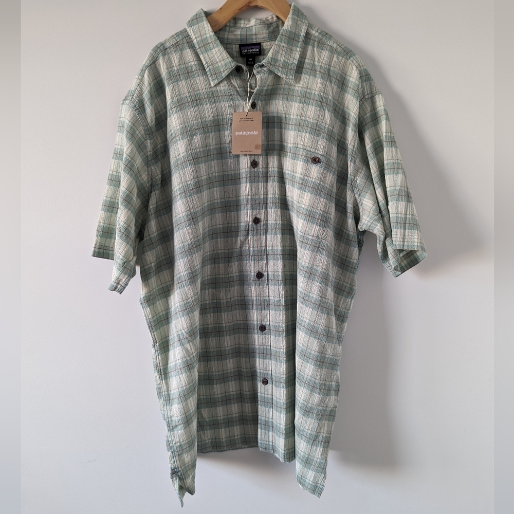 Patagonia Men's A/C Organic Cotton Shirt Size XXL Eco-Conscious Style Plaid